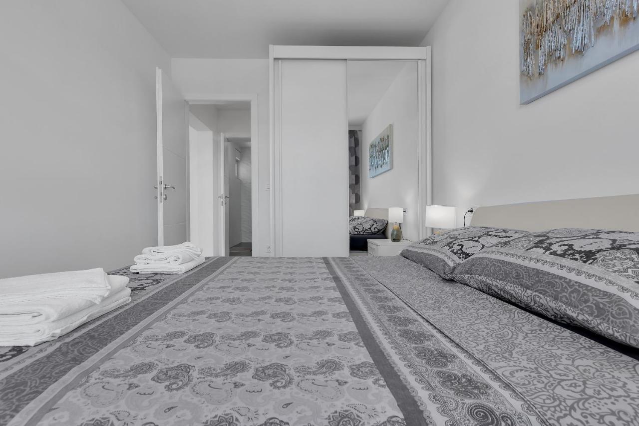 Apartment Navis, Sea View Makarska Exterior foto